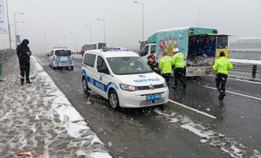 Son Dakika: Unkapanı Köprüsü’nde yine açılma meydana geldi! (13 Mart 2022) (Video Haber)