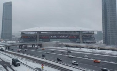 Galatasaray - Beşiktaş derbisi öncesi Nef Stadyumu maça hazırlanıyor