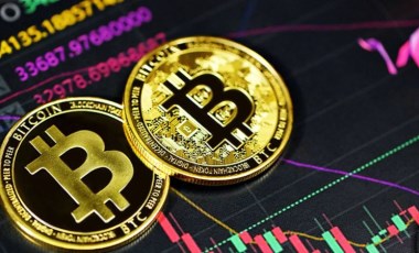 Bitcoin'de tedirgin eden hareket: Ani sıçradı, bir anda düştü