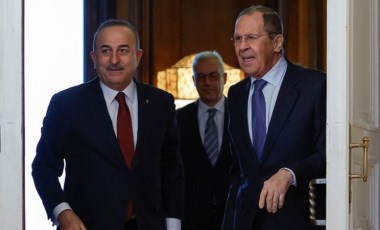 Lavrov ile Çavuşoğlu, Moskova’da bir araya geldi: 'Montrö Sözleşmesi'ni uygulamaya devam edeceğiz'