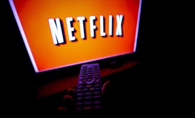 Netflix'te şifresini paylaşan ekstra para ödeyecek!