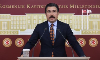 AKP'li Cahit Özkan'ın hedefi Ahmet Davutoğlu: Tebrik etmek lazım...