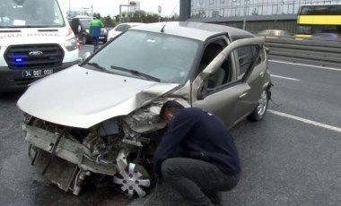 Küçükçekmece'de 6 araca çarpan sürücü alkolmetreyi üflemeyip 'Ben kullanmıyordum' dedi