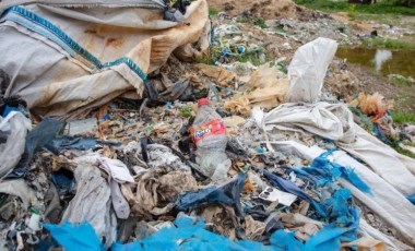 İngiltere Türkiye'ye plastik atık ithalatını yasaklayabilir mi?