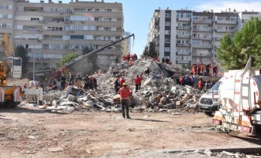 30 kişi hayatını kaybetmişti... Emrah Apartmanı davasında 'Şov yapmayın' gerginliği