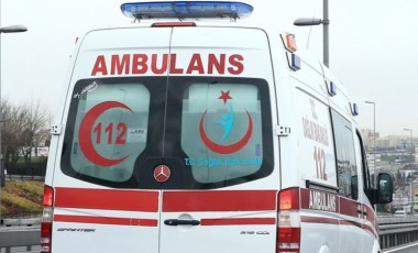 AKP'li başkan belediyeye ait ambulansı canlı yayın aracı yaptı