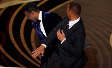 Chris Rock'ı tokatlayan Will Smith geri adım attı