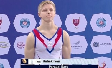 Rus sporcu Ivan Kulyak'tan ödül töreninde Putin'e destek