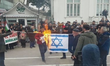 İslamcı gruptan İsrail protestosu: Bayrak yaktılar, Erdoğan ve AKP'yi hedef aldılar