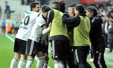 Nihat Kahveci: Kenan Karaman'ın Beşiktaş için kapasitesi yetersiz