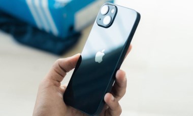 iPhone 13'ün yeni rengi, Apple etkinliği öncesi sızdırıldı