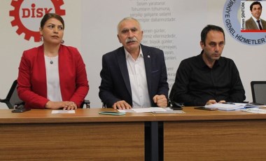 DİSK İzmir’de tam kadro alanlara iniyor: 'İşçi doktor el ele, tüm emekçiler greve'