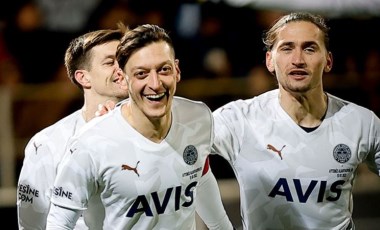 Acun Ilıcalı'nın sahibi olduğu Hull City, Mesut Özil'i transfer etmek istiyor