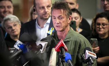 ABD'li oyuncu Sean Penn: 'Artık Rusya'ya karşı silahlanmayı düşünüyorum'