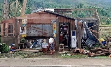 Filipinler’i vuran tropikal fırtınada can kaybı 42’ye yükseldi