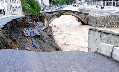 Dereli’de taşkın; yol çöktü, kemer köprü hasar gördü