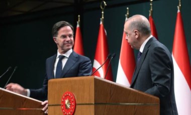 Erdoğan, Hollanda Başbakanı Rutte ile telefonda görüştü