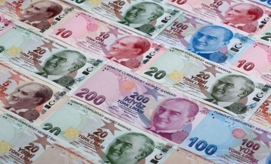 500 liralık banknot ve 5 liralık madeni para mı geliyor?