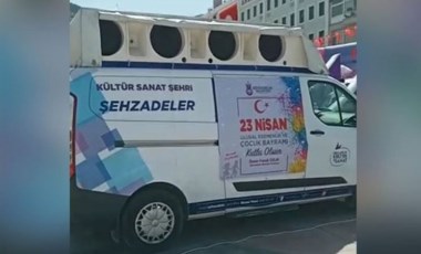 23 Nisan aracından çocuklara 'Dombra' dinlettiler