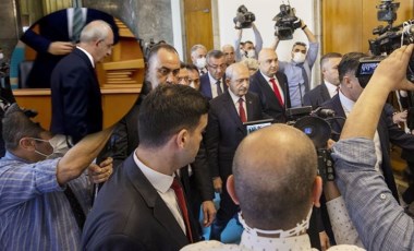 Kılıçdaroğlu'ndan tarihi grup toplantısı: 'Vatanı satanlarla mücadele edeceğiz'