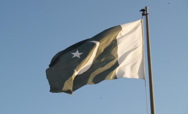 Pakistan'da intihar saldırısı: 4 ölü