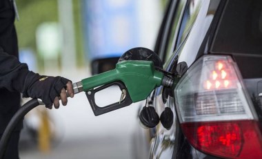 Benzine bir büyük zam daha geliyor! Bazı illerde 20 lirayı geçecek