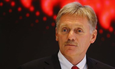 Kremlin: Rublenin altın veya emtiaya endekslenmesi istişare ediliyor