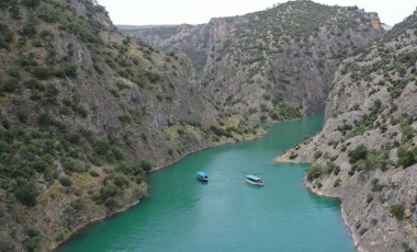 Arapapıştı Kanyonu'nda sular yükseldi, tekne turları başladı