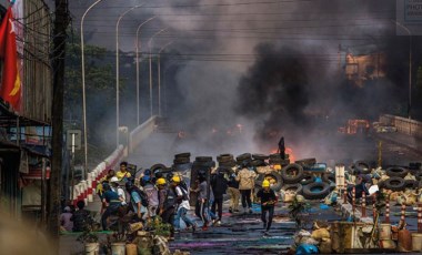 Myanmar Merkez Bankası Başkan Yardımcısı Than Than Swe silahlı saldırıya uğradı