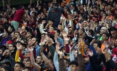 Galatasaray taraftarından yönetime tepki