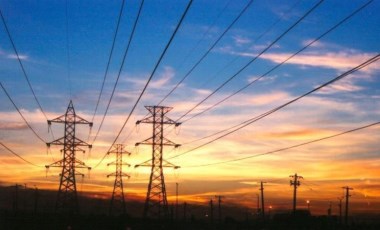 Günlük elektrik üretim ve tüketim verileri (10 Mayıs 2022)