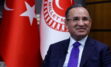 Adalet Bakanı Bekir Bozdağ: Yargı kararlarını bahane ederek Cumhurbaşkanımızı hedef alan CHP’yi kınıyorum