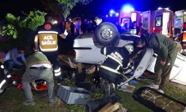 Otostop yapan üniversitelilerin bindiği otomobil takla attı: 5 yaralı