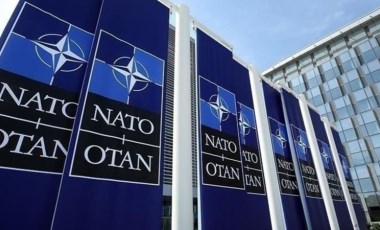 İsveç'te iktidar partisi, NATO üyeliğine yeşil ışık yaktı