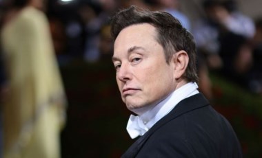 Elon Musk'ın 'sahte hesap' açıklaması, Twitter'ı daha ucuza alma çabası mı?