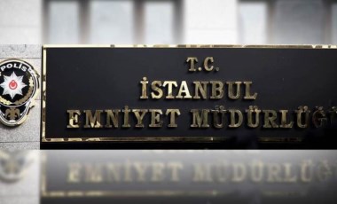 İstanbul Emniyet Müdürlüğü önünde silahlı şahıs alarmı