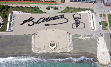 Mersin'de 1919 genç zeybek oynayıp; Atatürk'ün imzasıyla siluetini oluşturdu