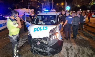 Polis aracıyla otomobil çarpıştı: 1'i polis 4 yaralı (20 Mayıs 2022)