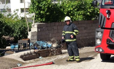 Piknik tüplerinin olduğu bakkalda yangın: Facianın eşiğinden dönüldü