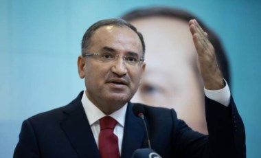 Bekir Bozdağ: Tweet attı diye soruşturma açılan bir kişi yok, tweete yazanlardan dolayı açılıyor