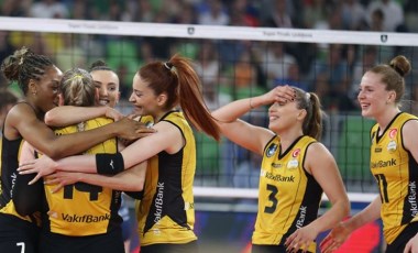 Son Dakika: CEV Şampiyonlar Ligi'nde şampiyon VakıfBank!