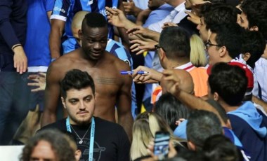 Adana Demirsporlu Mario Balotelli, dünya gündeminde