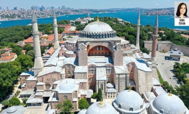 İbadete açılan Ayasofya’nın bu kez de tarihi duvarları lime lime soyuldu (25 Mayıs 2022)