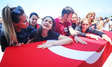 Türkiye şehitlerini gözyaşlarıyla uğurladı