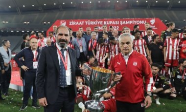 Demir Grup Sivasspor Teknik Direktörü Rıza Çalımbay, ‘Göreve hazırım’ mesajı verdi