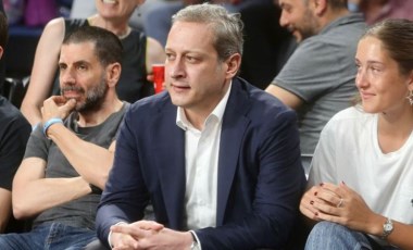 Son Dakika: Galatasaray Başkanı Burak Elmas, Sinan Erdem Spor Salonu’nu terk etti