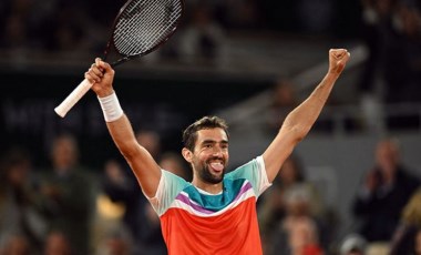 Cilic, Fransa Açık'ta Medvedev'i 3-0 yenerek çeyrek finale yükseldi