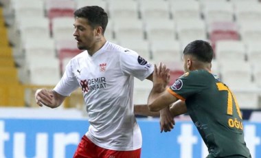 Sivassporlu Ahmet Oğuz, Konyaspor'a transfer oldu