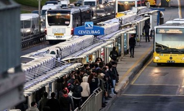 İstanbul'da toplu ulaşımda yoğunluk yaşanıyor