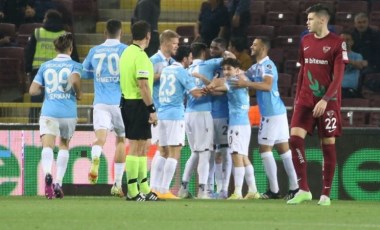 Trabzonsporlu Djaniny: 'Neden şampiyon olduğumuzu göstermeye çalışıyoruz'